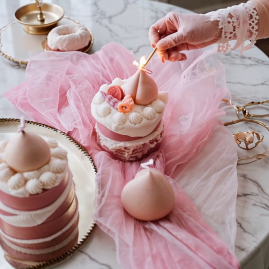 Cake-shaped Decorative Candles: The Magic to Transform Your Home into an Instagram-Worthy Tea Party Corner!