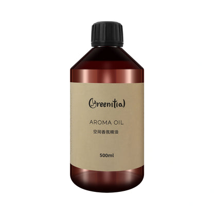 Bottle of Honey & Currant Leaves aroma oil. Long-lasting fragrance for refreshing your commercial spaces.